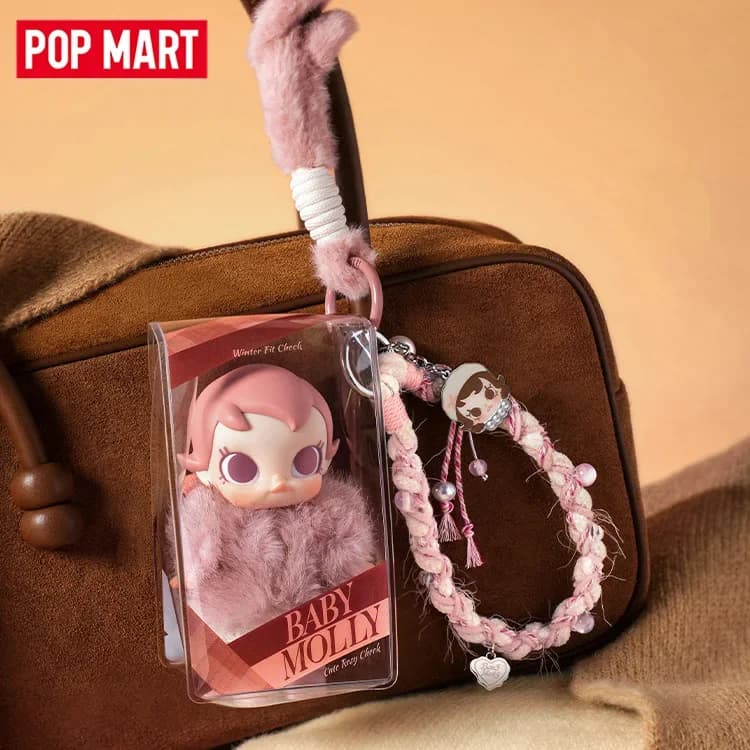 POP MART Baby Molly Winter Fit Check Series Scatola cieca originale Giocattoli Guess Bag Scatola misteriosa Cute Anime Figure Ornamenti per il desktop