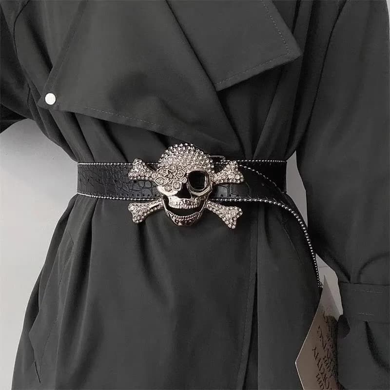 Moda donna Diamanti Teschio Fibbia Corsetto in pelle PU Femminile Fascia da smoking Cappotto Cintura Abito Decration Cintura larga J314