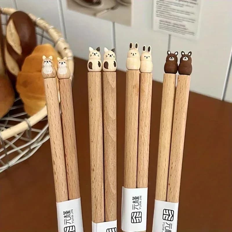Bacchette per animali carini 3D Bacchette di faggio intagliate a mano Bacchette per coppie di sushi Kawaii Stoviglie in legno di bell'aspetto e pratiche