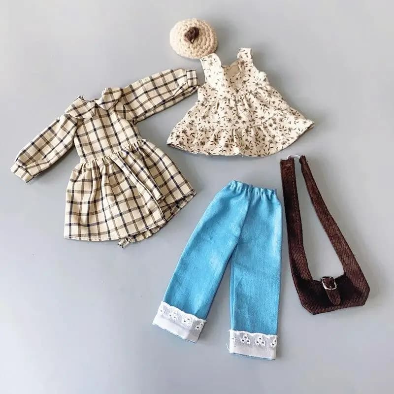 Set di 6 Vestiti per Bambole da 30cm, Realizzati a Mano, Outfit alla Moda per Gioco Creativo e Decorazione Casa delle Bambole