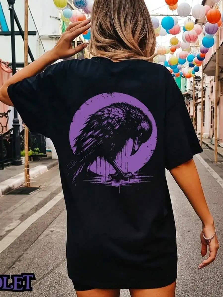 T-shirt con stampa gotica di corvi sul retro, in puro cotone, stile grunge alternativo