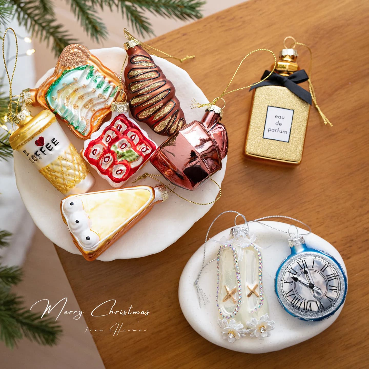 Nuovo 3 pz/scatola Decorazione Di Natale Stampo In Vetro A Forma di Palla Palla Ciondolo Albero Di Natale Appeso Decor Profumo Dlock Scarpe Da Ballo