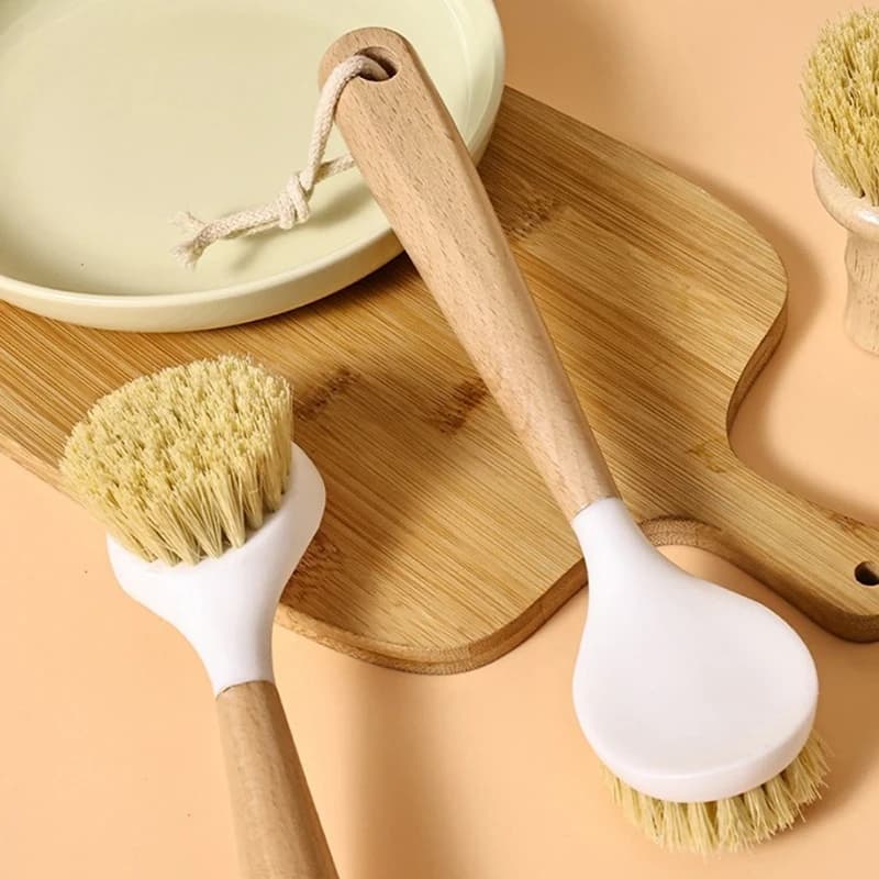 Brush for cleaning the kitchen brush for cleaning the handle in natural wood brush for plates brush for cast iron pan