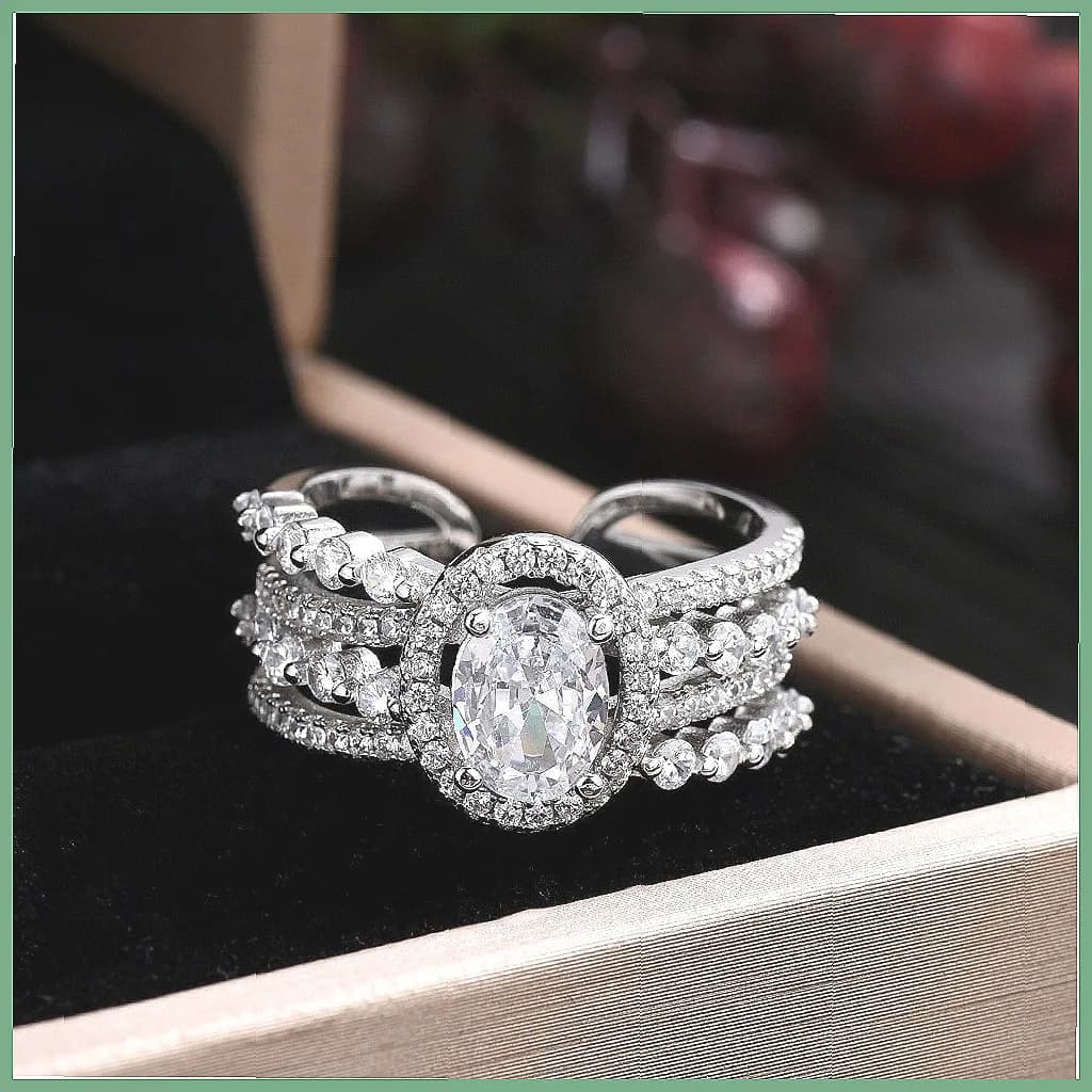 Anello Ovale con Zirconi per Donne, Design di Lusso con Micro-Incastonatura di Diamanti, Vendita all'Ingrosso Transfrontaliera Europea e Americana