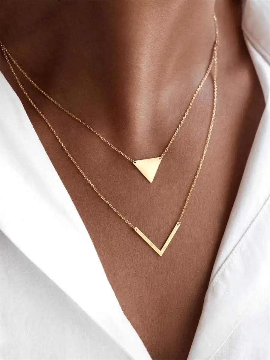 1pc Minimalistic Elegant Geometric Triangle V Pendant Necklace, Women's Fashion Choker Necklace, Delicate & Premium, Suitable Fo