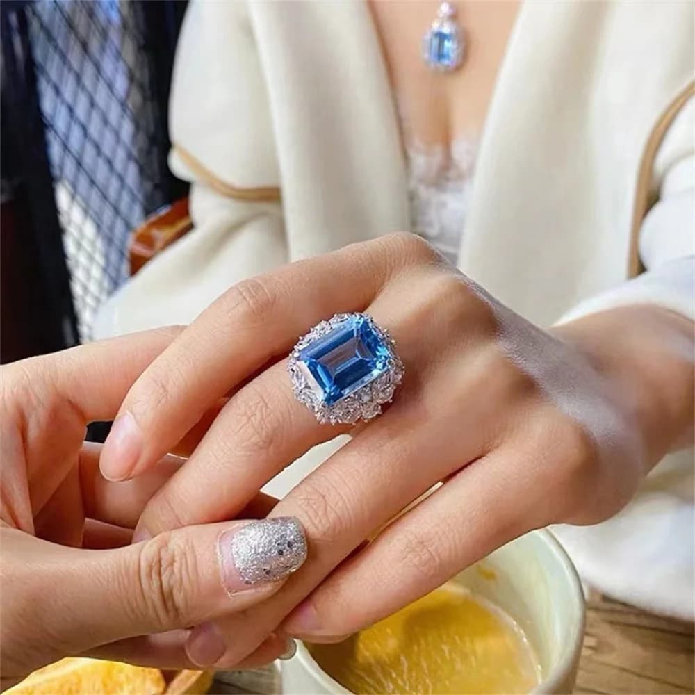 Fashionable Luxury Sea Blue Simulation Mop Stone Princess Square Shiny Open Ring Women's Banquet Travel Jewelry