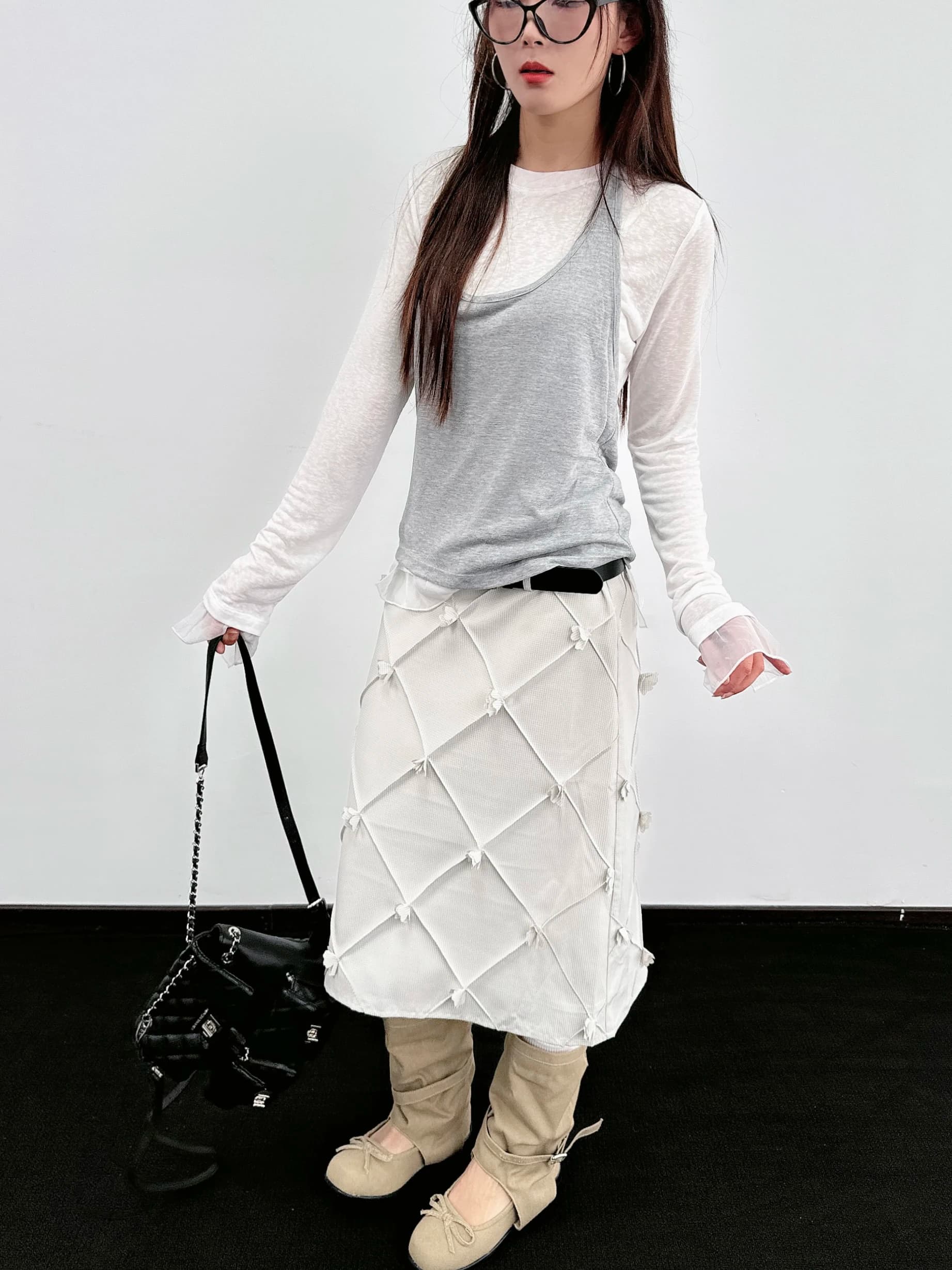 Completo due pezzi da donna stile coreano: Maglia a maniche lunghe e gilet casual con scollo all'americana, Collezione Primavera 2026, T-shirt stile pigro