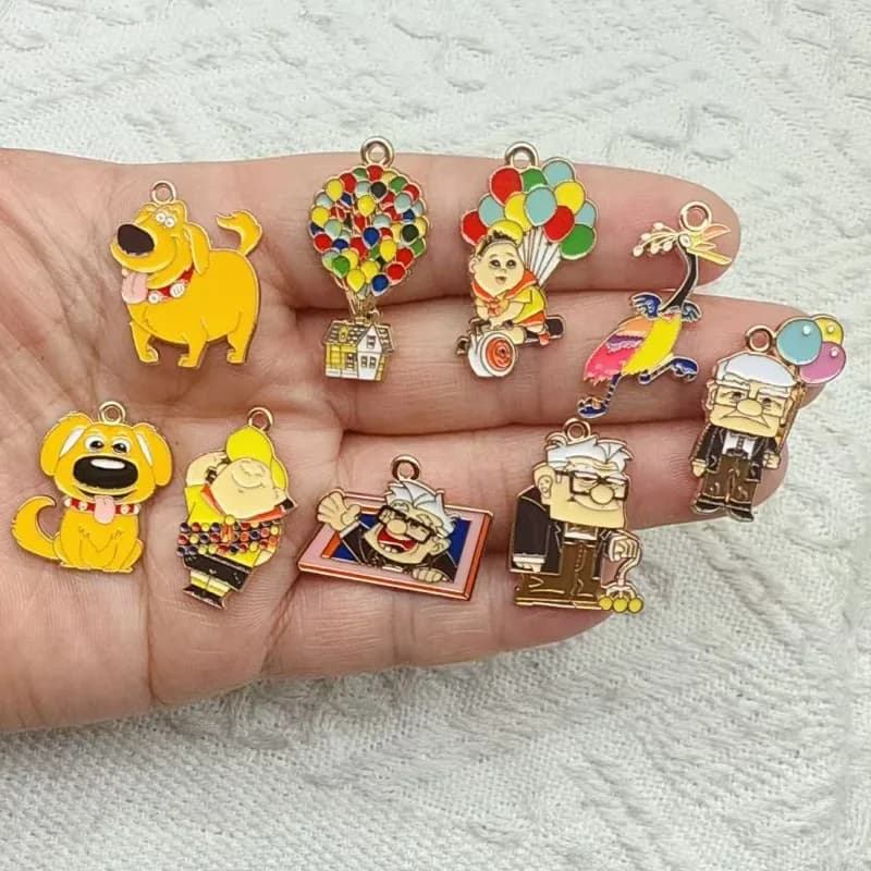 10 Pezzi Ciondoli in Lega Smaltata a Forma di Animali Cartoon Anime, Colorati, per Collane, Bracciali, Orecchini e Portachiavi Fai-da-Te