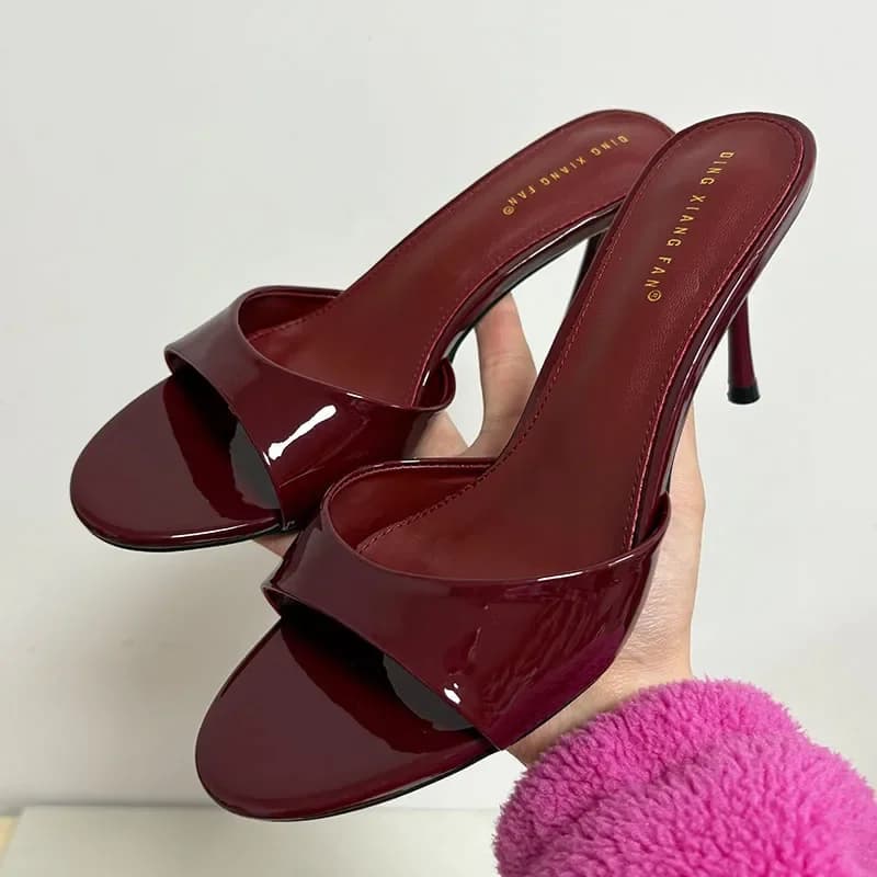 Elegant women's slippers with thin high heel Sandals with sexy open tip Sandals with wedge in patent leather Summer evening shoes