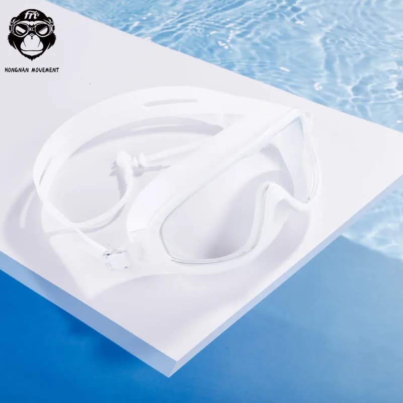 Occhialini da nuoto per bambini con funzione antiappannamento, adatti anche per adulti, con montatura grande, in silicone impermeabile.
