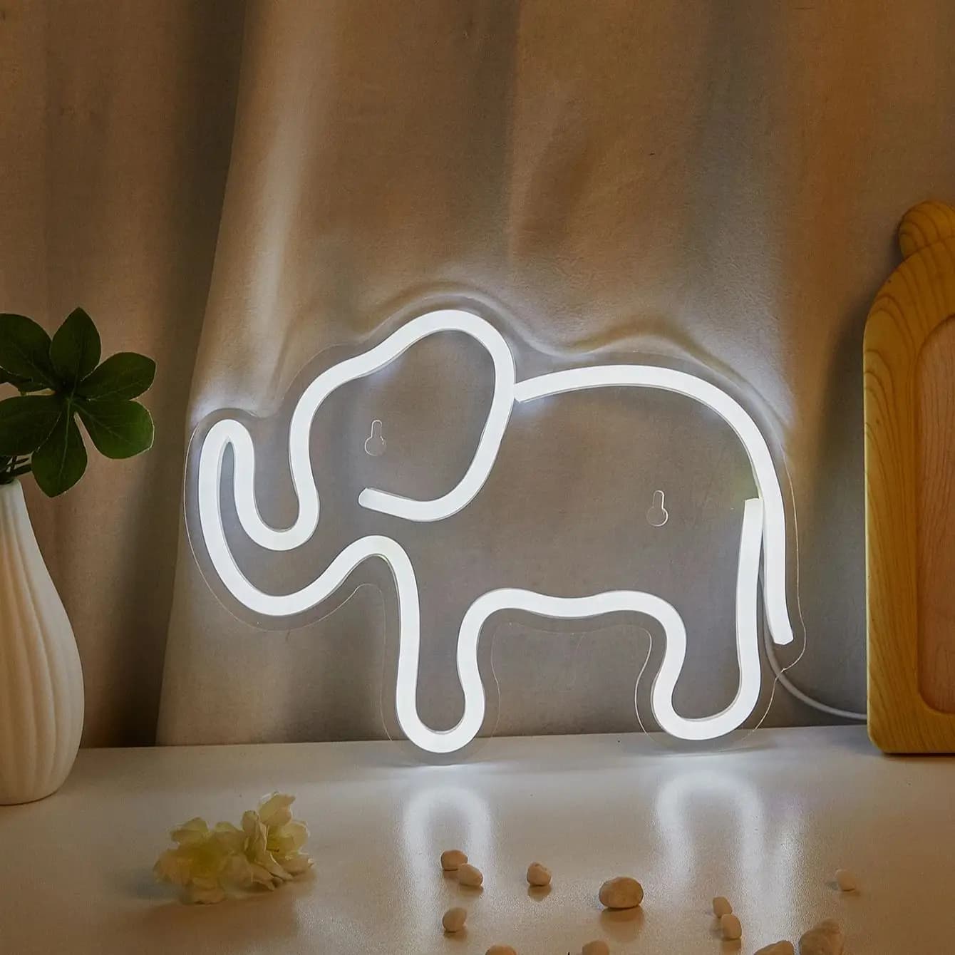 Chi-Buy 1PC a forma di elefante LED Neon Sign alimentato tramite USB per la decorazione della parete della camera da letto insegne luminose al Neon adatte per le vacanze