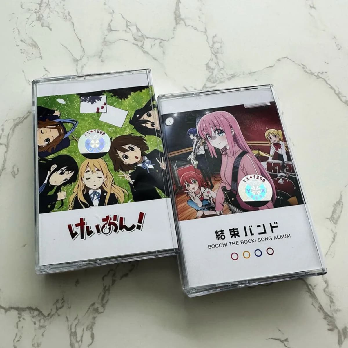 K-ON! Bocchi The Rock Kessoku Band: Cassetta Musicale Giapponese Anime Pop Rock per Ascolto e Collezione