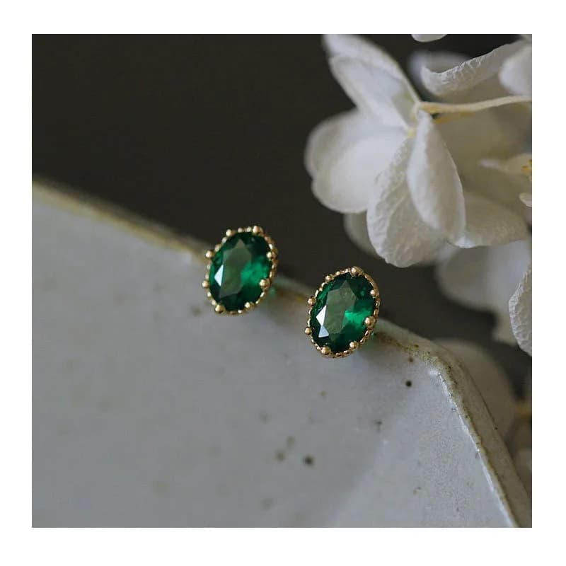 Green Oval Zircon Stud Earrings Femininity Niche Design Sense Commuter Retro Phnom Penh Grandmother Green Simple Earrings
