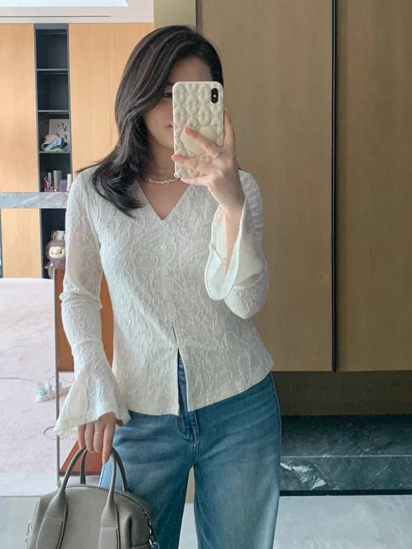 Elegant V-neck Lace Shirt Spring Collection Tree Vine Pattern Bell Sleeve Slimming Top French Style Polyester Fiber Long Sleeve