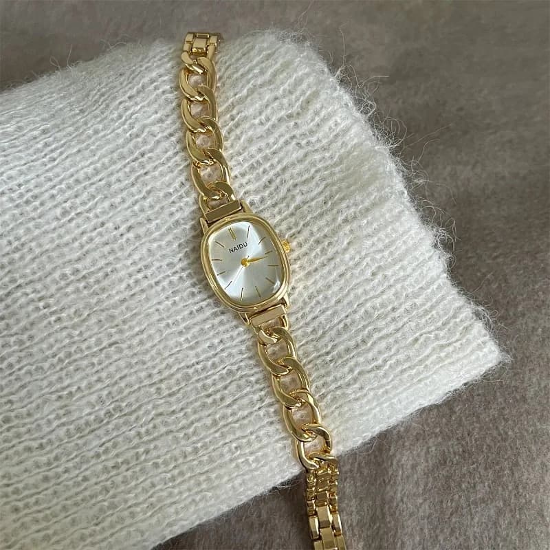 Fashionable Women's Wrist Watch with Oval Dial, Luxury Quartz Watch, Famous Brand Bracelet, Wholesale, Montre Femme, Gifts, Dropshipping