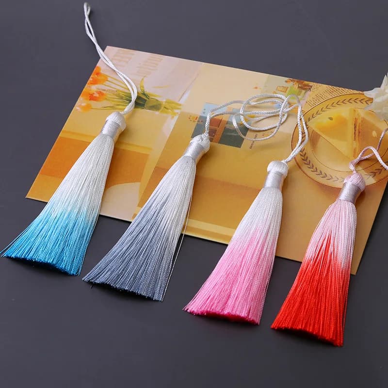 20PCS 8cm Polyester Silk Tassel Vertical Tassel Decoration Crafts DIY Jewelry Home Decoration Sewing Curtain Accessories