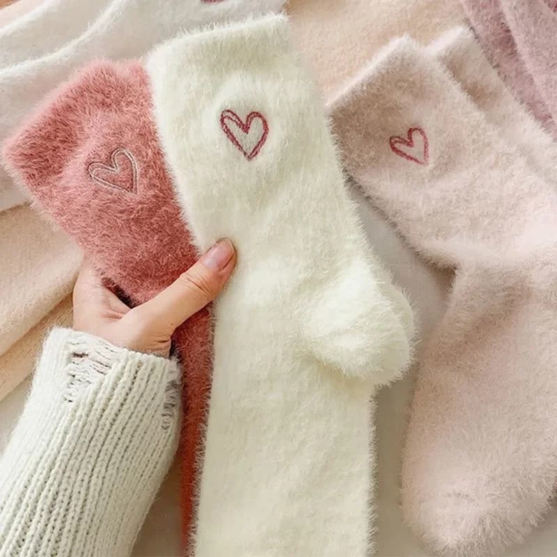 1/5 calzini di visone ispessiti da donna cuore rosa ricamo peluche indumenti da notte tinta unita caldo tubo centrale autunno inverno calzini per la casa
