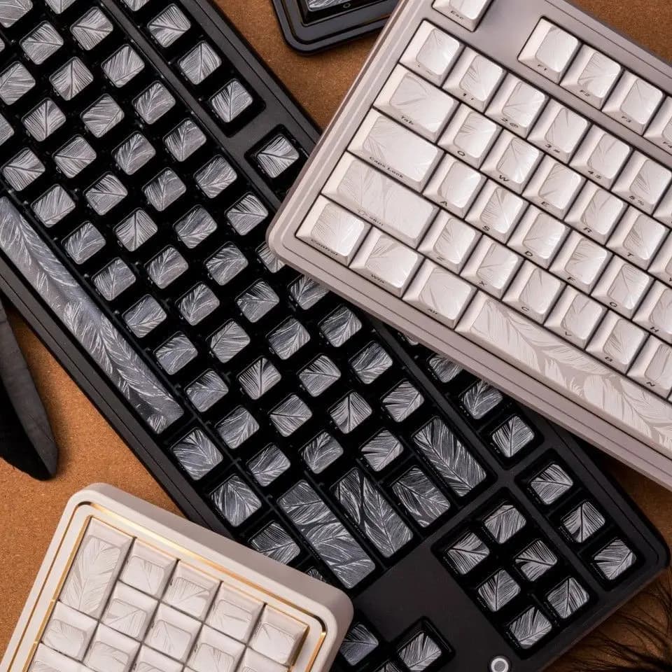 Black/silver Feather KeycapsSide Engraved Keycaps Custom Mechanical Keyboard Magnetic Axis PBT Heat Sublimation Cherry Profile