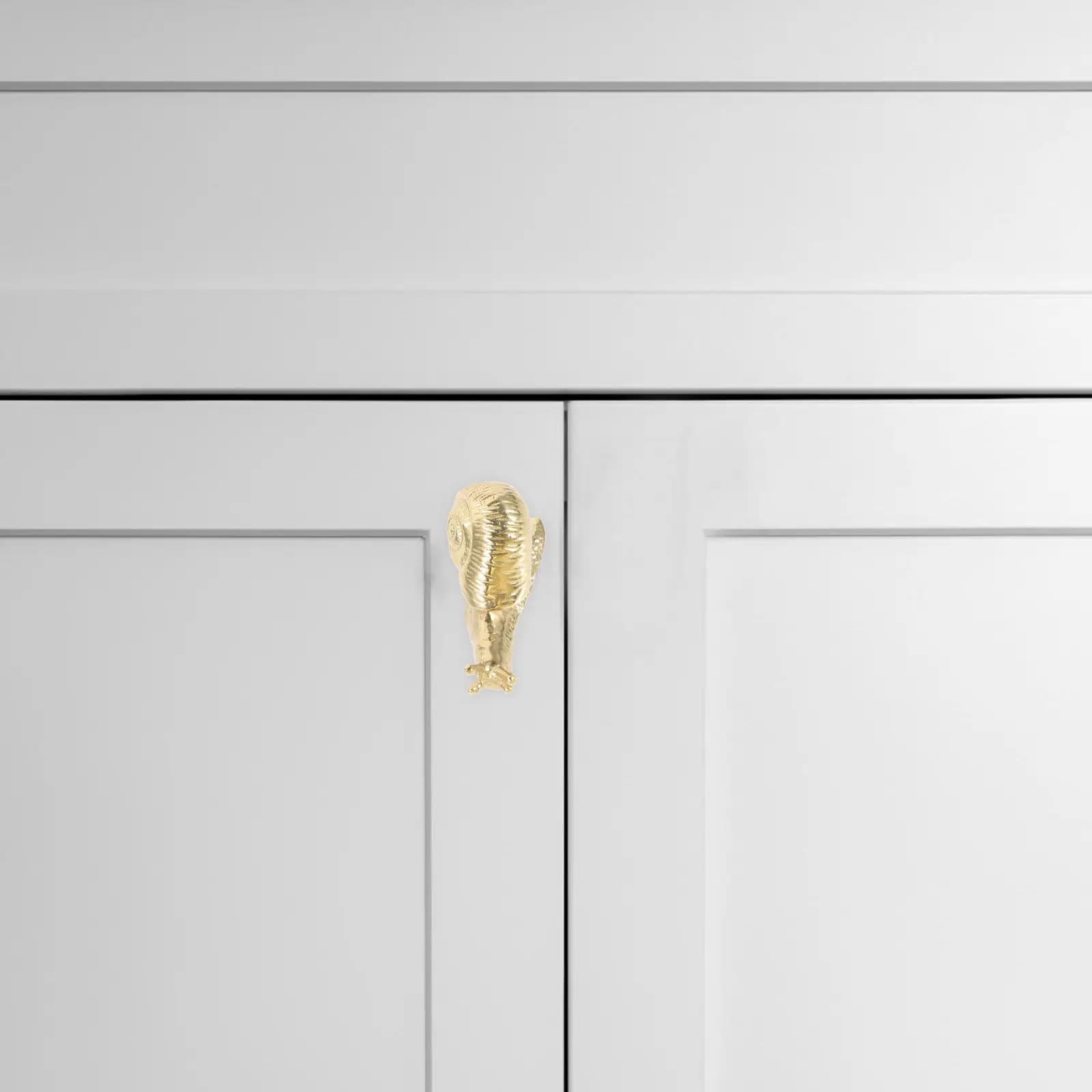 Maniglia per Armadio a Forma di Lumaca, Pomello Semplice ed Elegante per Mobili, Pomello di Ricambio per Cassetti da Cucina, Maniglia in Metallo per Mobili