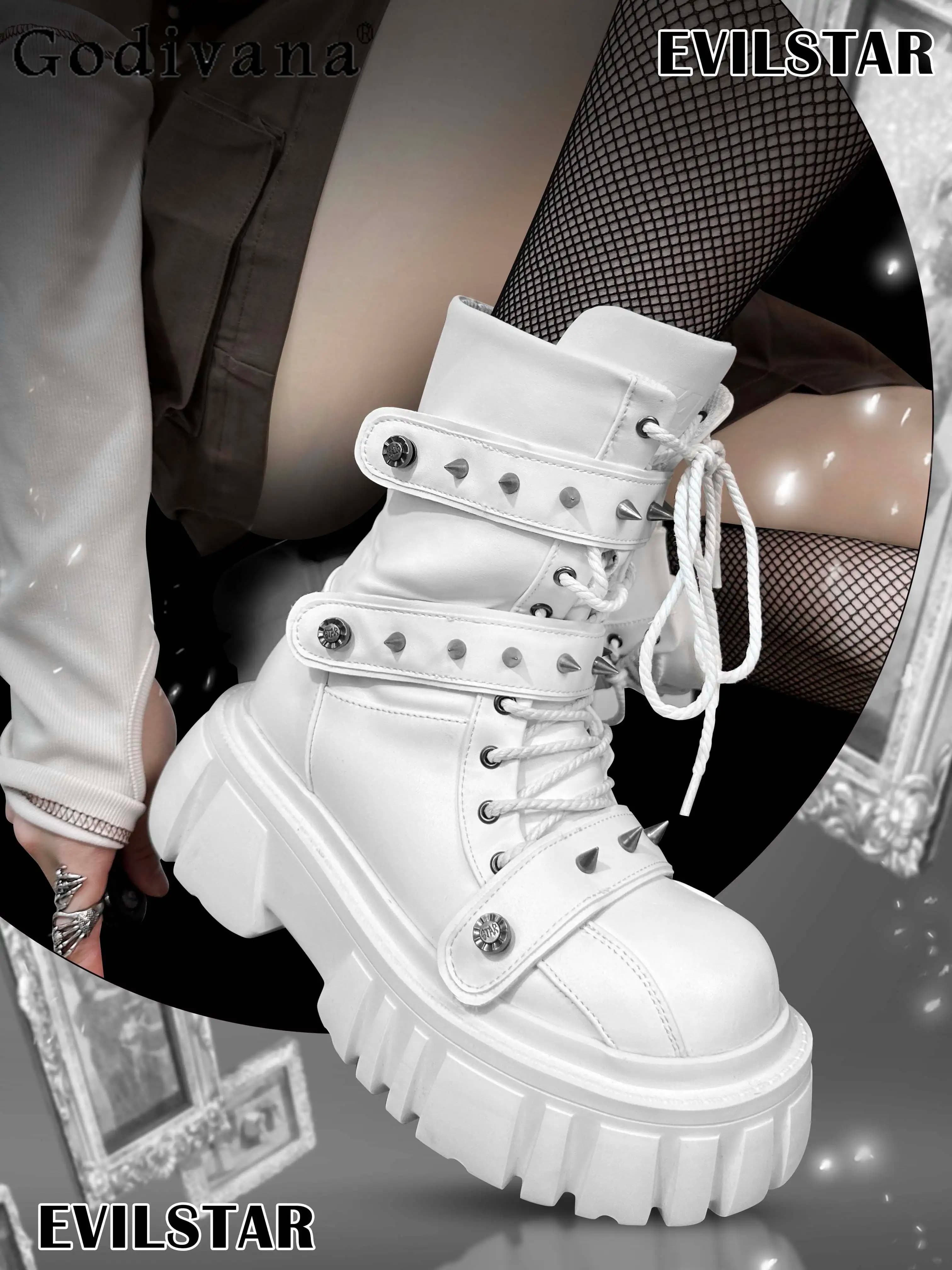 Y2K Sottocultura Originale giapponese Lolita Sweet Cool Girl Scarpe con plateau con suola spessa Pendolarismo Rivetto Lace-Up Stivali corti stile punk