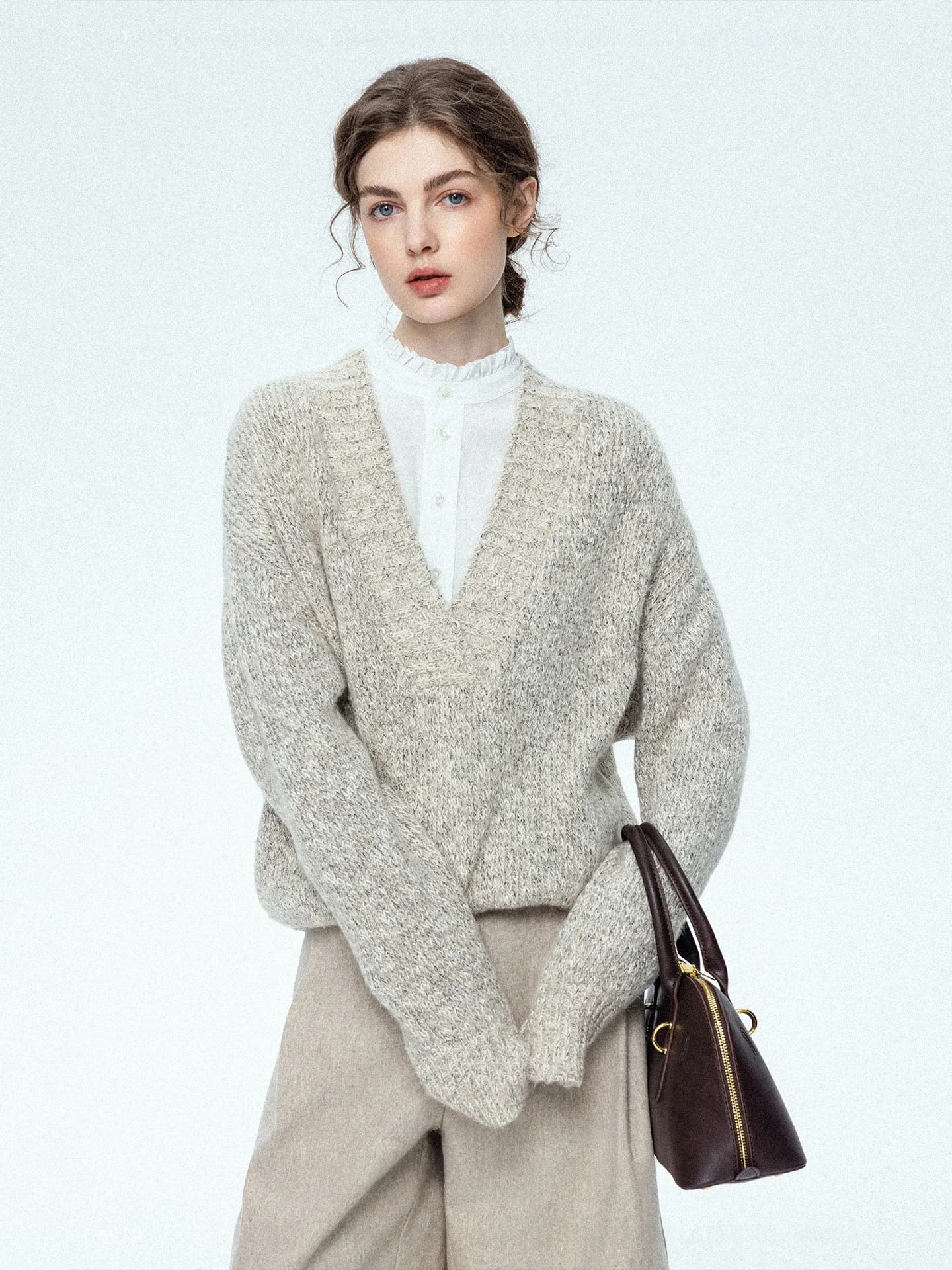 Maglione Morbido e Caldo con Texture a Maglia Grossa, Scollo a V, Stile Primaverile, Maglia Base Lavorata a Maglia per Donna