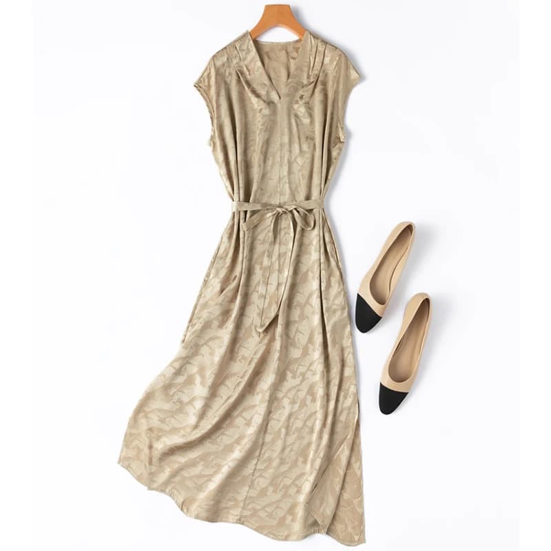 Women's Dress 93% Jasmine Silk 7% spandex 20 Momme V Champagne Jacquard Short Sleeve With Belt Long Dress M1346