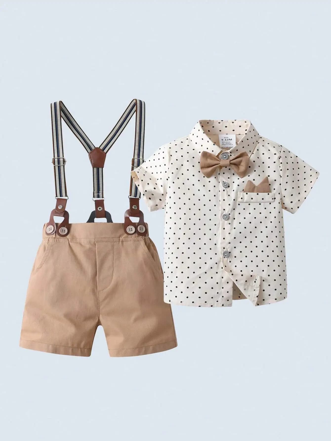 Set da Gentiluomo per Bambini in Due Pezzi: Camicia a Pois con Papillon e Pantaloncini con Bretelle Color Kaki