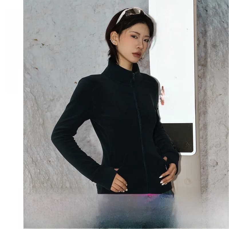 Giacca Invernale da Donna con Zip e Fodera in Pile, Slim Fit, Comoda in Poliestere e Spandex, Stile Casual, Maniche Lunghe