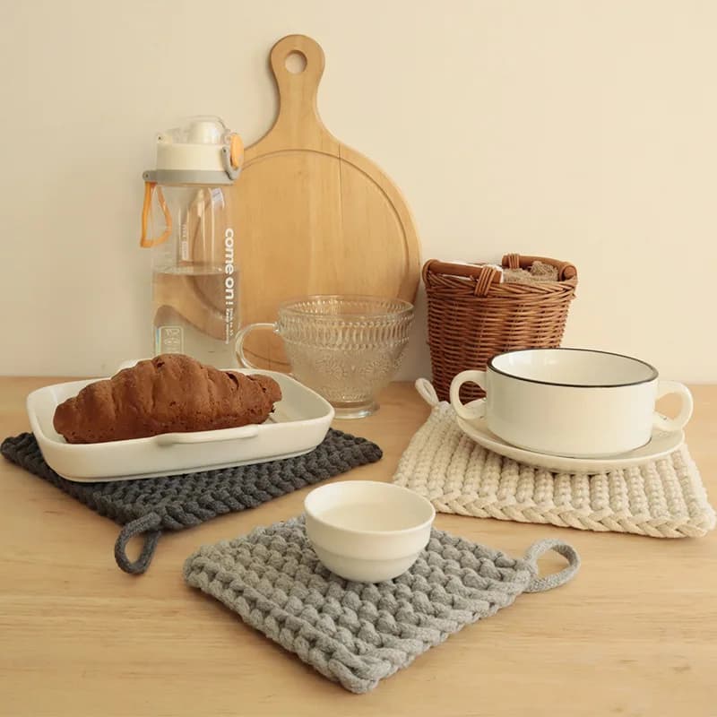 Sottobicchiere in lana lavorata a mano Tappetino resistente al calore e antiscivolo Tappetino caldo ignifugo Tovaglietta riutilizzabile Accessori per articoli da cucina Bicchieri