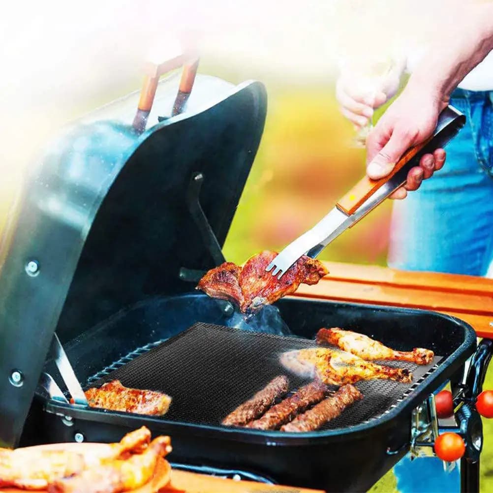 Premium Reusable Bbq Grill Mat Non Stick Heat Resistant Fiberglass Ptfe Mesh Liner for Electric Charcoal Grills Camping Picnic