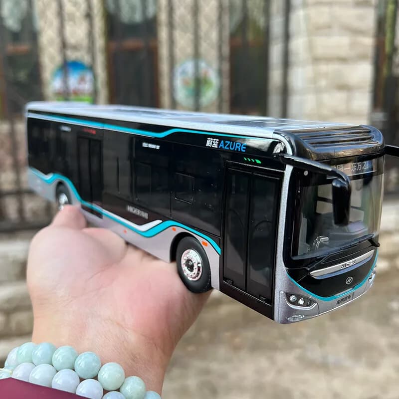 Scale model 1:42, Electric Bus Higer AZURE, with Lighting, KLQ6126GAEV, Metal Model Pressofuso for Collection and Exhibition