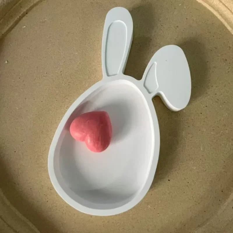 Ultimi Modelli Serie Coniglio: Stampi per Vassoi con Design Pasquale a Orecchie Cadenti, Compatibili con Gesso e Resina Epossidica, per Piatti Contenitori Casa e Giardino