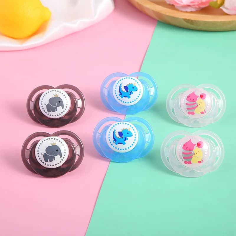 Cute Animal Patterns Baby Pacifier With Dust-proof Lid Elephant Bird koala Kitten Cartoon Patterns Silicone Nipple Flat Head