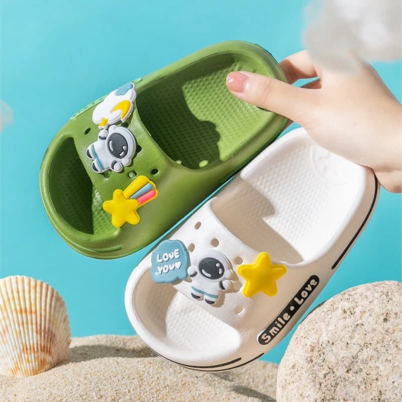 Children's Astronaut Slippers Interior slides for home Nice anti-slip astronaut Children's Swimwear for Boys and Girls