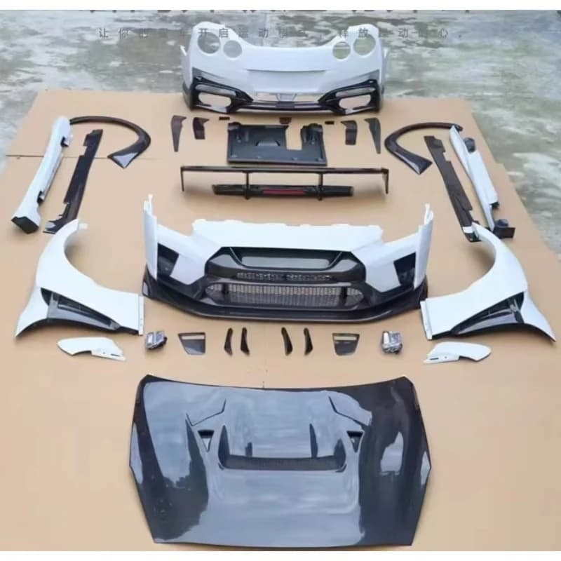 Body kit car front bumper car for Nissan GTR R35 modified half carbon fiber rear bumper lateral skirt eyebrow chest spoiler