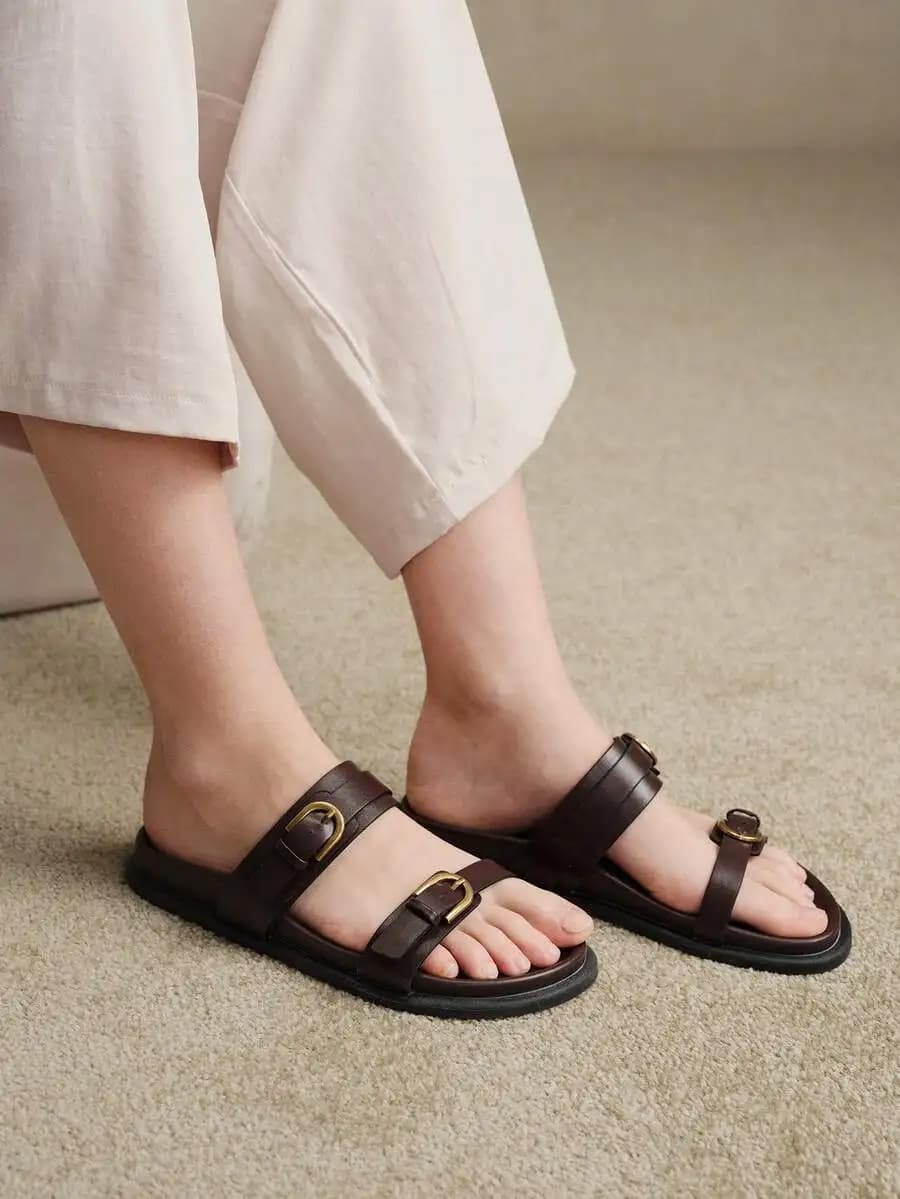 Women Brown Flat Sandals With Buckle Strap Comfort Casual Beach Shoes