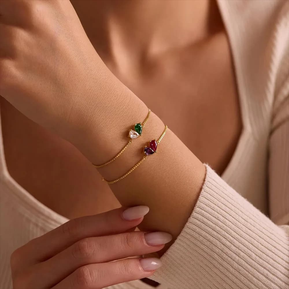 Bracciale personalizzato con pietra portafortuna a forma di cuore Bracciale con 2 pietre portafortuna Gioielli per madre e figlia Regalo per la festa della mamma Catena in acciaio inossidabile
