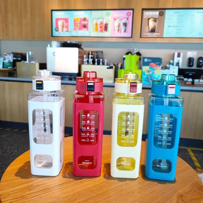 900ml Plastic Water Bottle Leak Proof Square Cup Sports Bottle with Lockable Lid and Measurements for Outdoor Sports Travel Cup