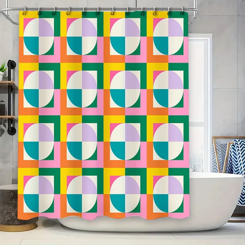 Tende da doccia geometriche colorate con motivi circolari per la decorazione del bagno dal design moderno in viola, verde, giallo, bianco,