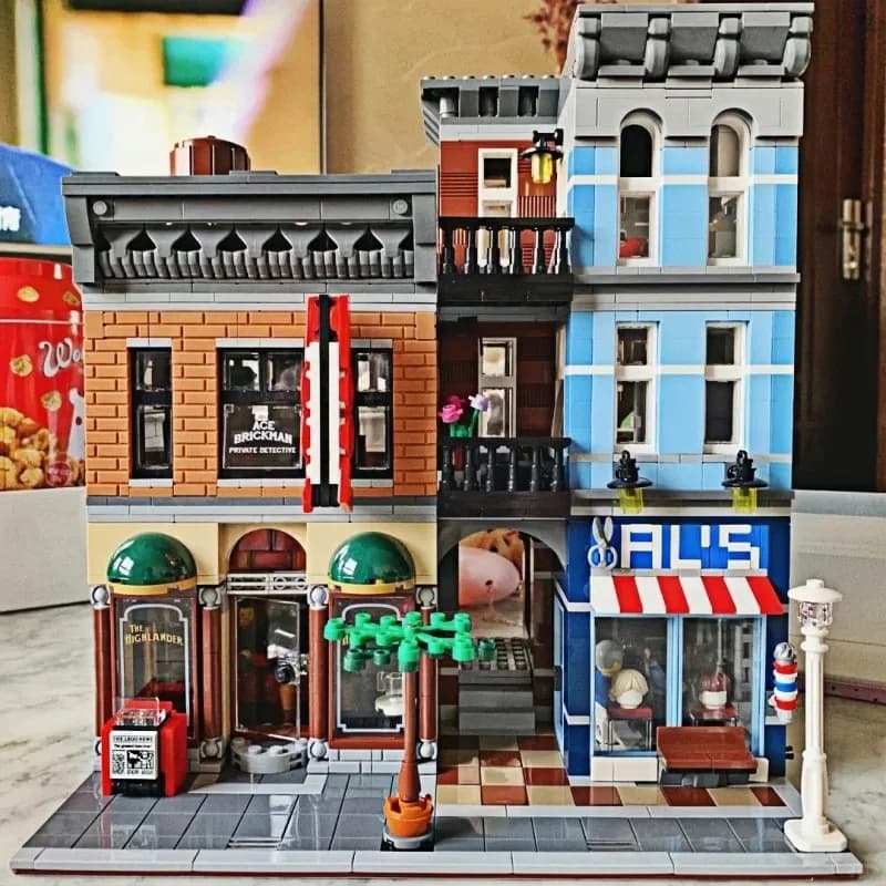2026 Agenzia di Detective: Set di Costruzioni da Assemblare, Regalo per Bambini, Modello Puzzle 10246, Giocattolo da 2262 Pezzi