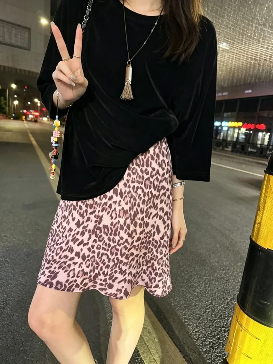 plus Size Women's Fashionable Pink Leopard Print Short Skirt Half-length Inner Pant High Waist Korean Style Commute Casual Su...