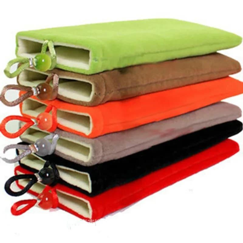 1pc Flannel Cell Phone Holder Power Bank Organizer Protective Case Cover Lips Cable Organizer Sleeve Color Case