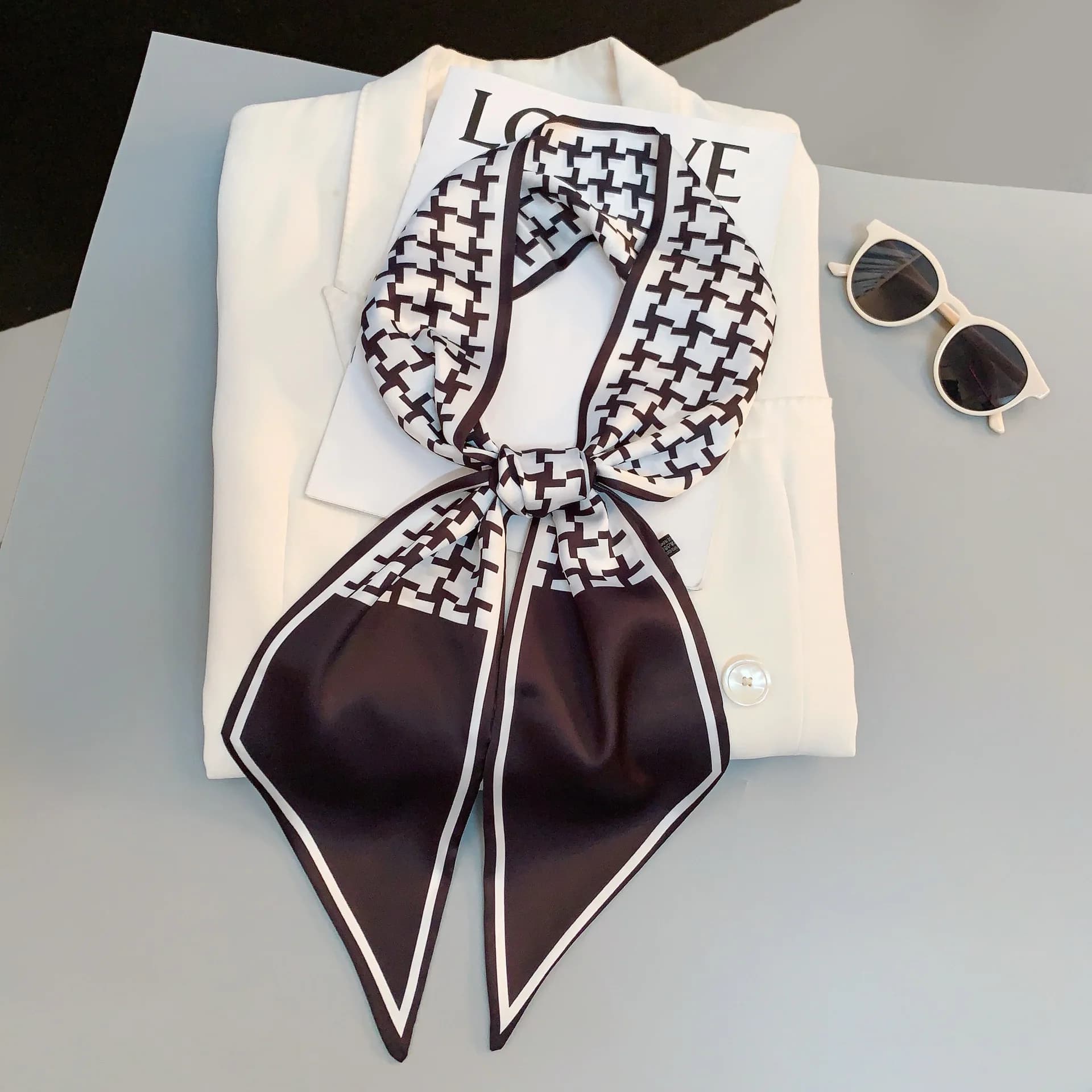 Sciarpa da donna stampata con sensazione setosa, scialle, design di lusso, lunga e stretta, piccole sciarpe di seta, fascia da donna, foulard estivo