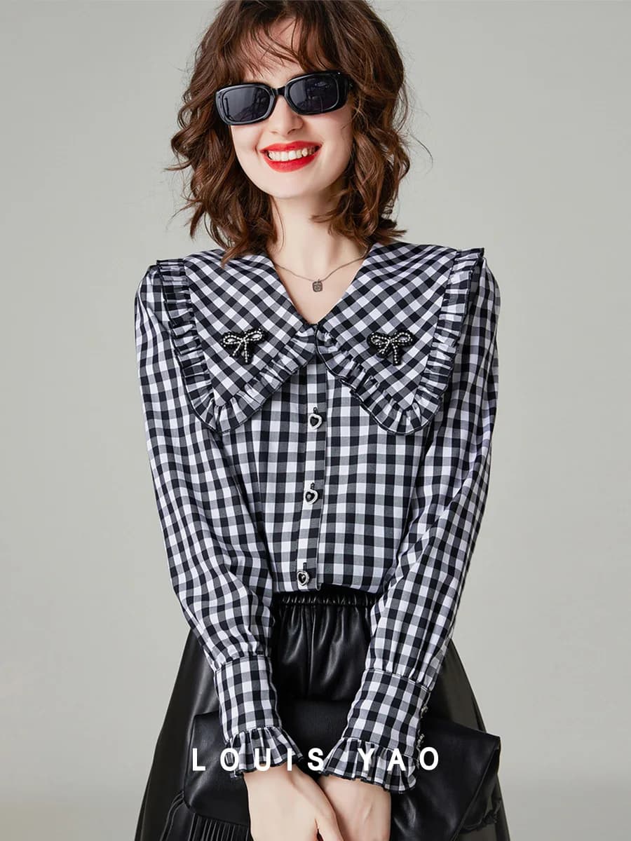 LOUIS YAO 2025 Primavera Autunno Camicia da donna a maniche lunghe con griglia in bianco e nero con bordo a foglia di loto e collo a bambola