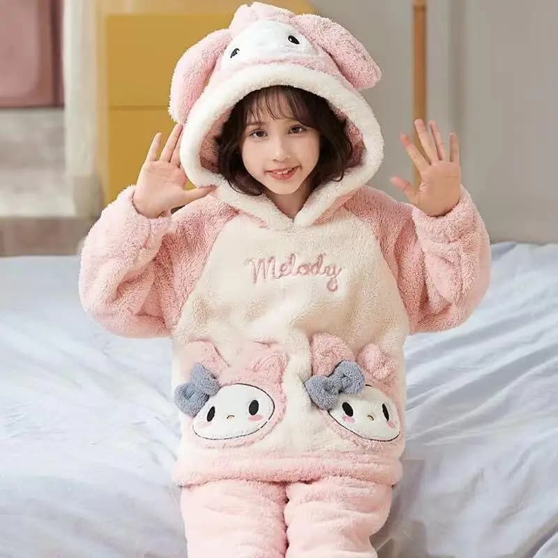 Pigiama con cappuccio in flanella per bambini Hello Kitty Set Sanrio My Melody Girl Cartoon Kawaii Morbido abbigliamento per il tempo libero Autunno/inverno Abbigliamento per la casa