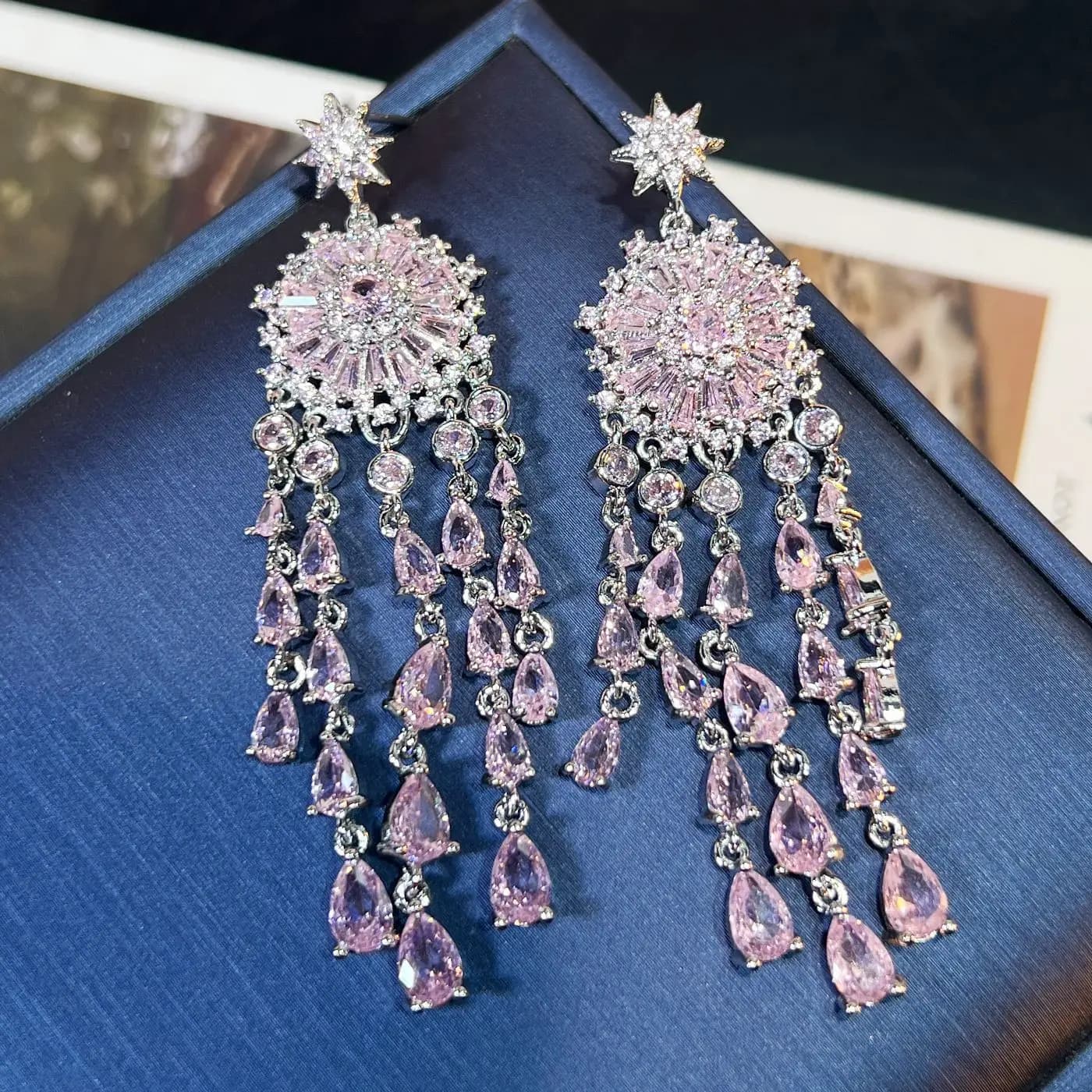 Luxury Pink Zircon Tassel Drop Earrings Full Rhinestone Long Dangle Ear Jewelry Elegant Party Women Fashion Wedding Accessories