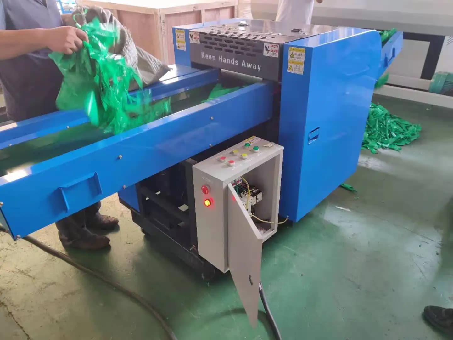 Macchina da taglio professionale per trituratore di rete da pesca