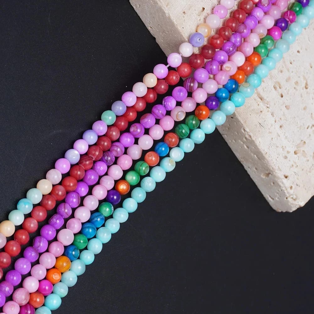 Perline di conchiglia naturale colorate da 5 mm, perline rotonde sparse, accessori per gioielli da donna, collane fai da te, bracciali, orecchini, regali
