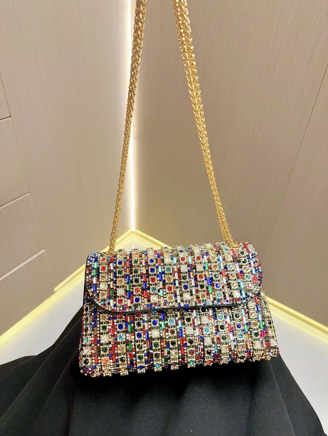 Women's evening pouch with full Rhinestones Luxury Leather Chain Bag Elegant Wedding Party Diamond Wallet Rectangular Bag