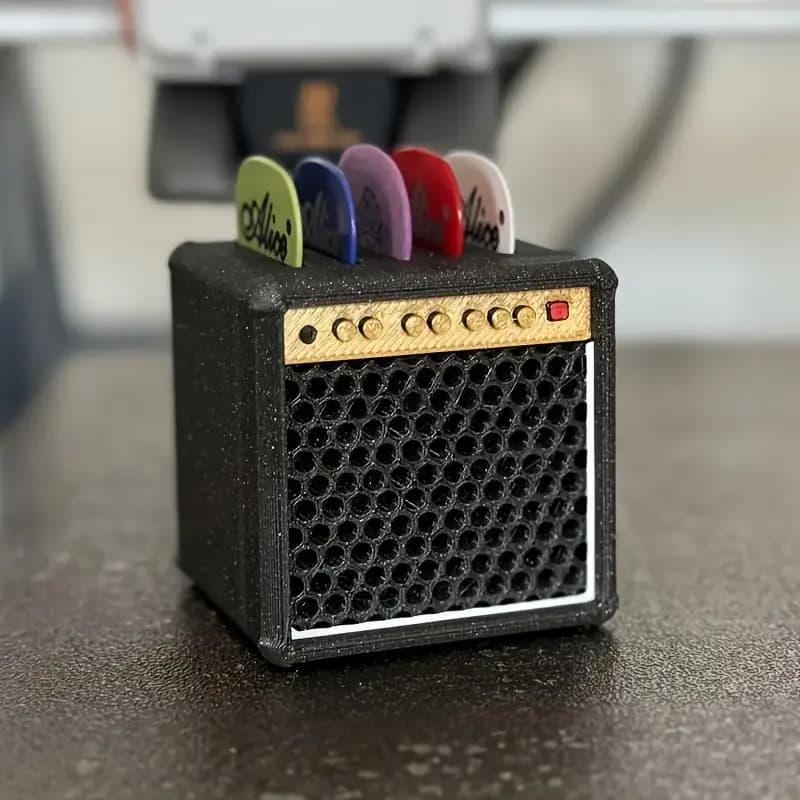 1Pc Vintage Speaker Guitar Pick Holder Portable Plastic Pick Storage Box